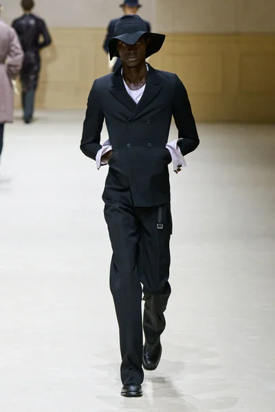 Look 53